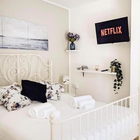 Torre Dalu' - A Due Passi Dalla Spiaggia Di Porta Vecchia, Con Terrazzo Privato E Netflix Monopoli Luaran gambar